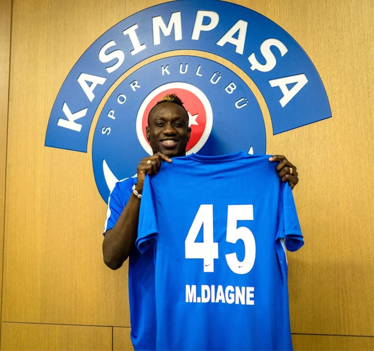 Mbaye Diagne Kasımpaşa\'da