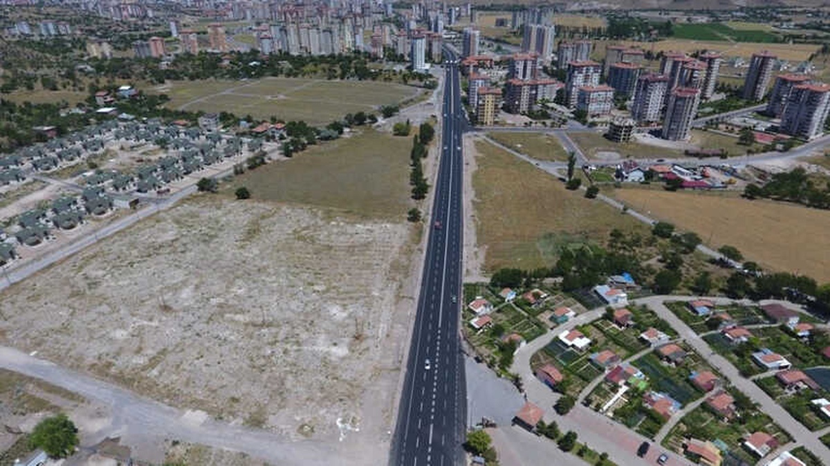 Melikgazi Belediye Başkanı Memduh Büyükkılıç: "Asfalt Döviz Karşılığı Alındığı İçin Maliyetli Bir...