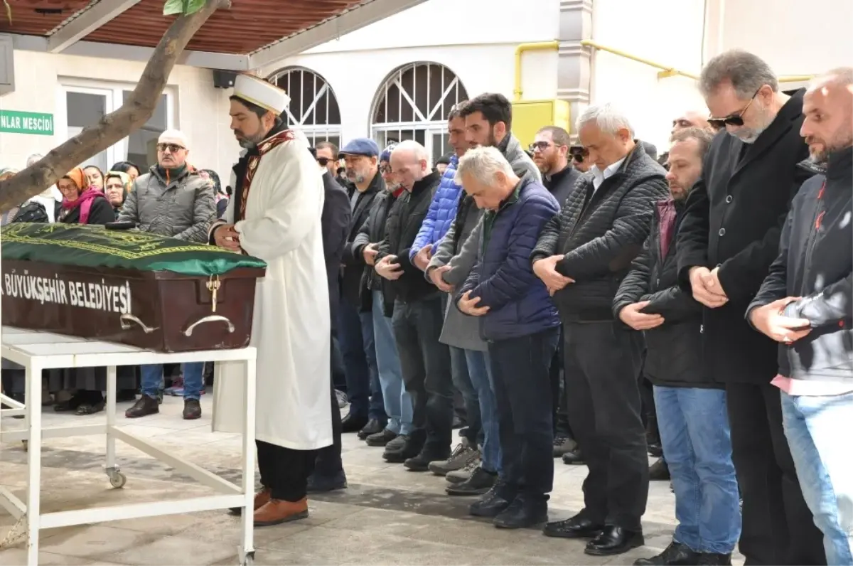 Öldürülen İş Adamı Memleketinde Son Yolculuğuna Uğurlandı