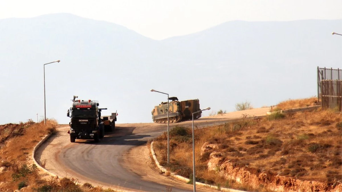 Rus Basınında Türkiye\'nin Olası Afrin Operasyonu: Erdoğan Blöf Yapıyor Olabilir