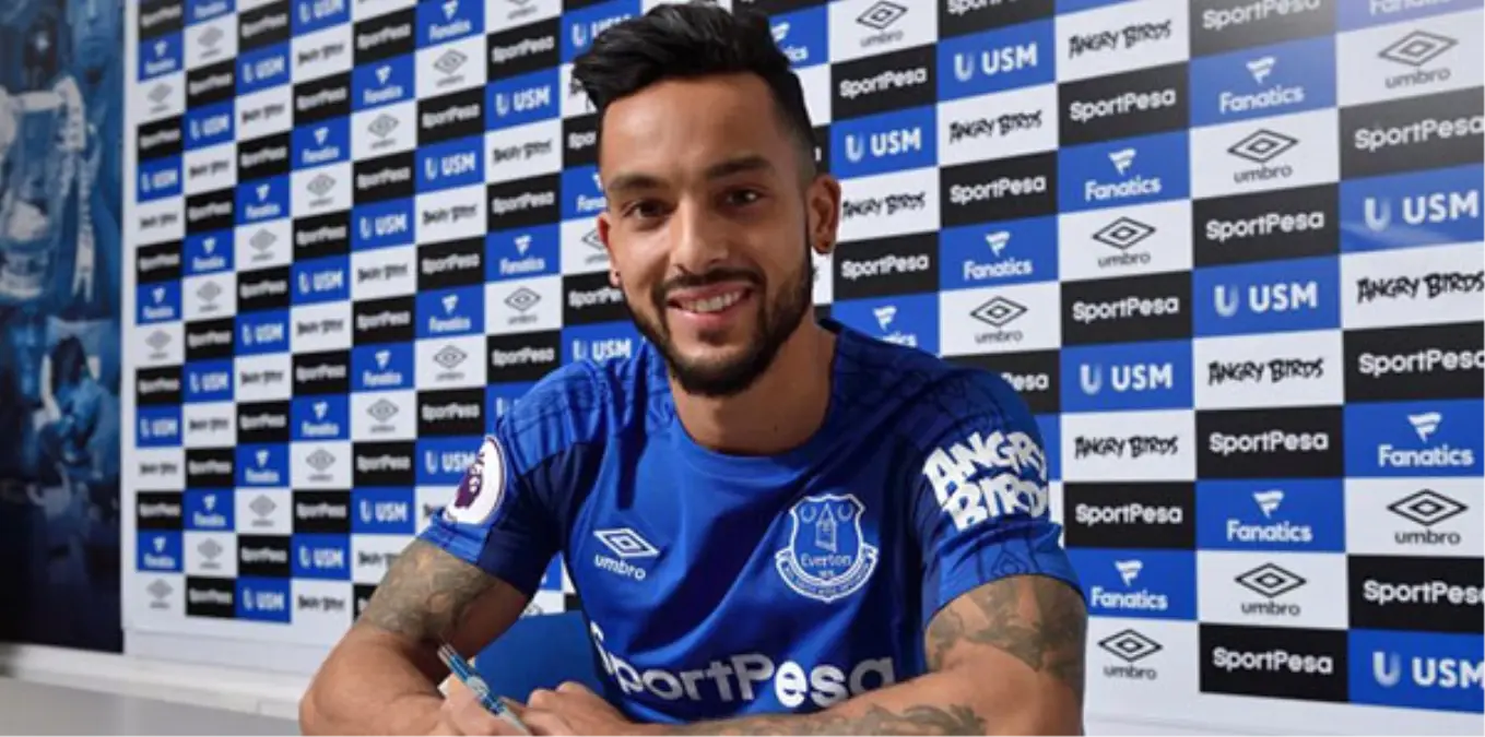 Theo Walcott, Everton ile Anlaştı!