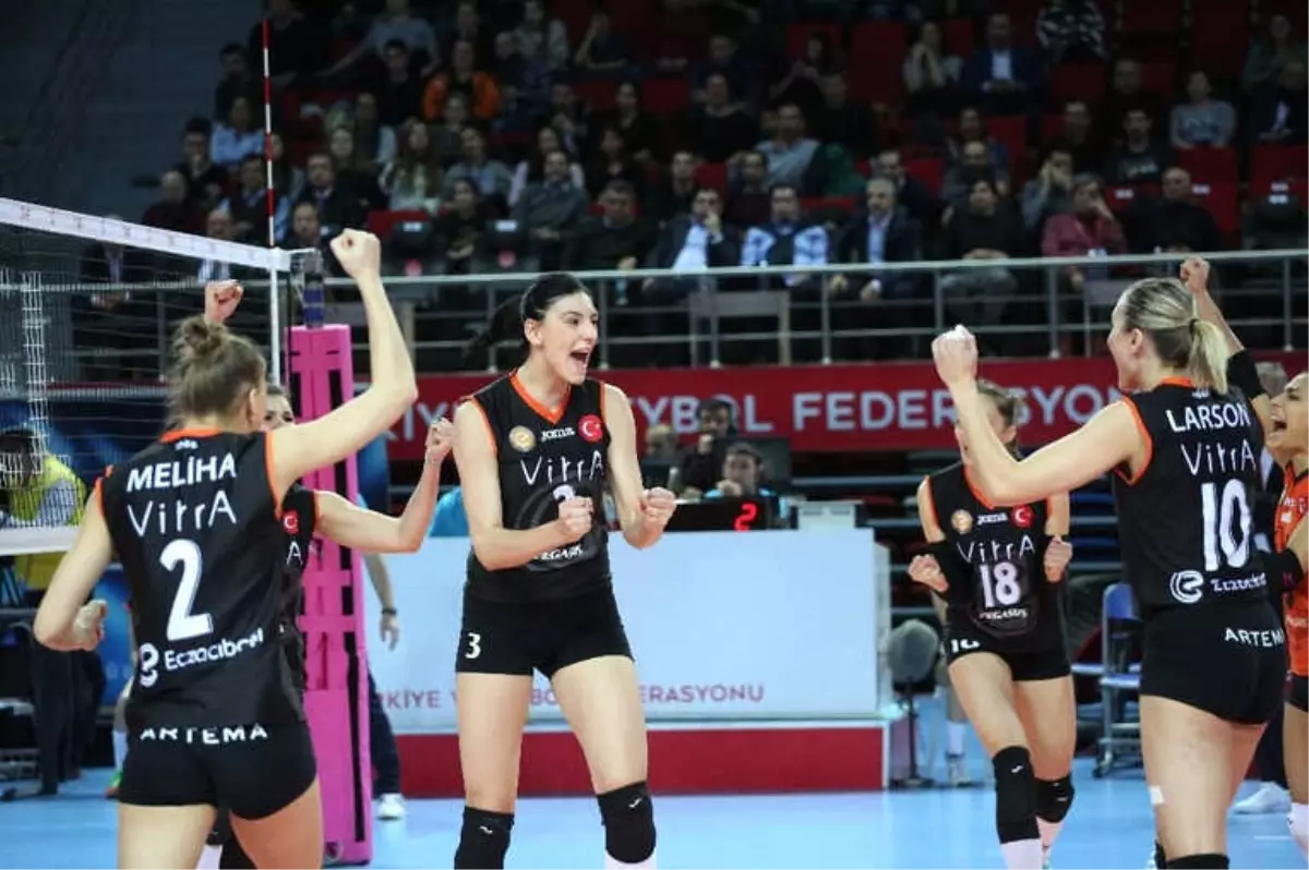 Vestel Venus Sultanlar Ligi: Eczacıbaşı Vitra: 3 - Galatasaray: 2