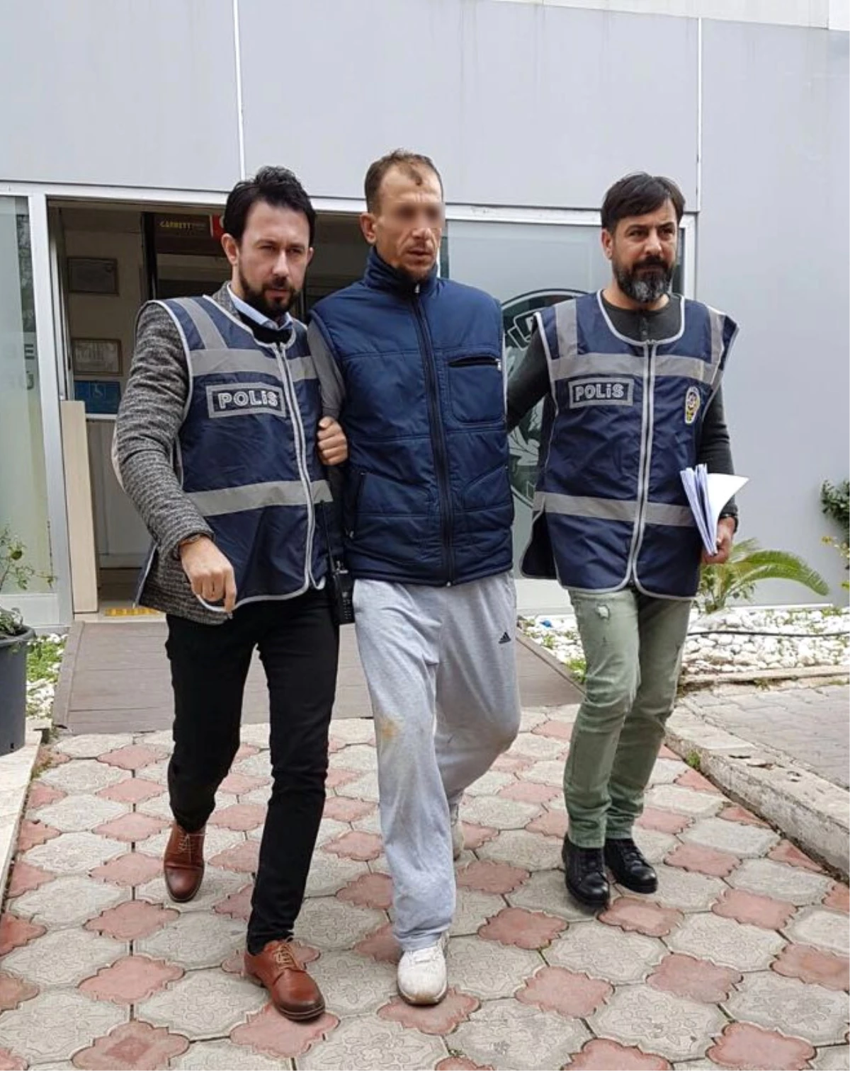 Antalya\'da Ev ve İşyeri Hırsızlığı: 1 Gözaltı