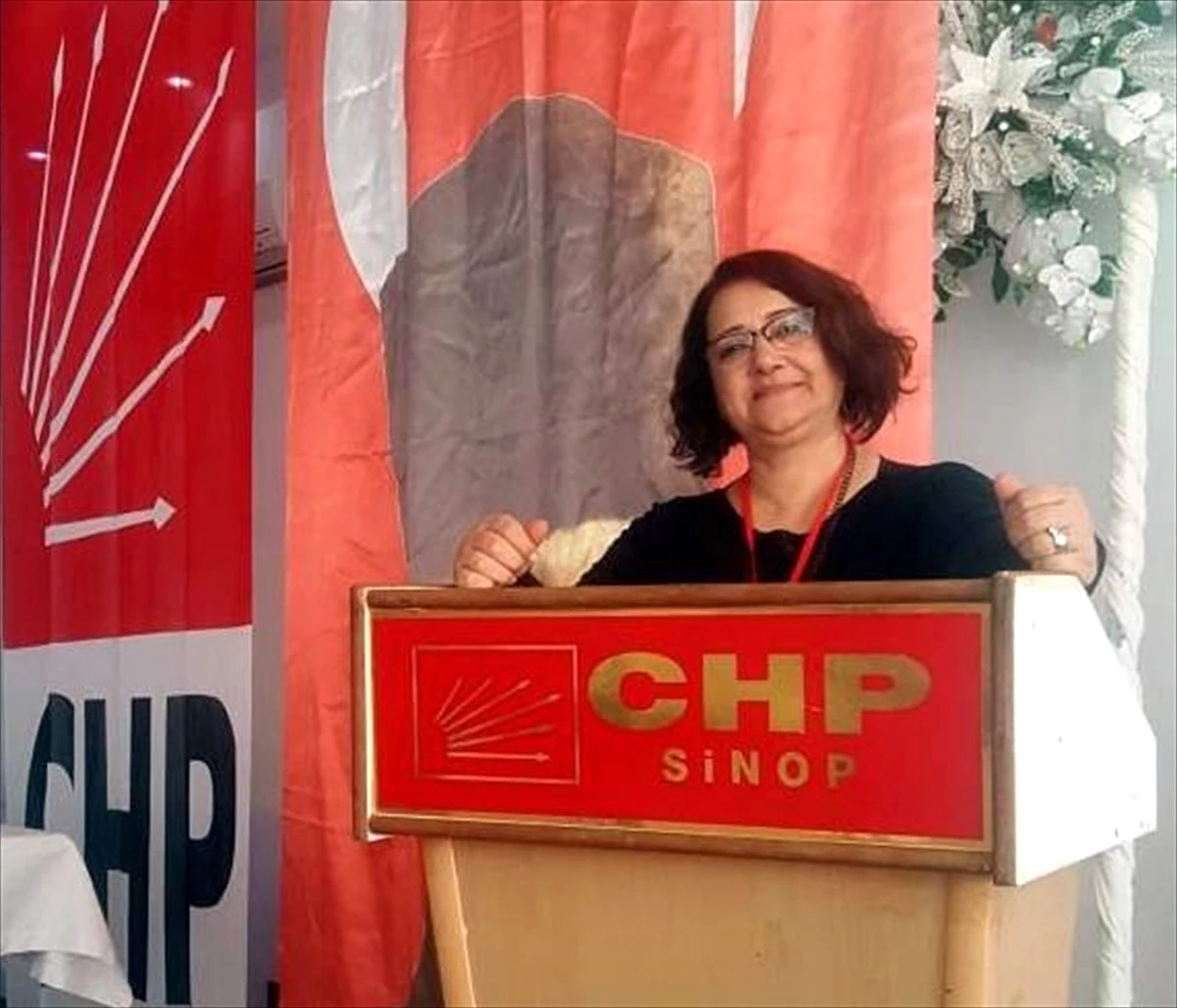 CHP Sinop Kadın Kolları Başkanlığı\'na Topal Seçildi