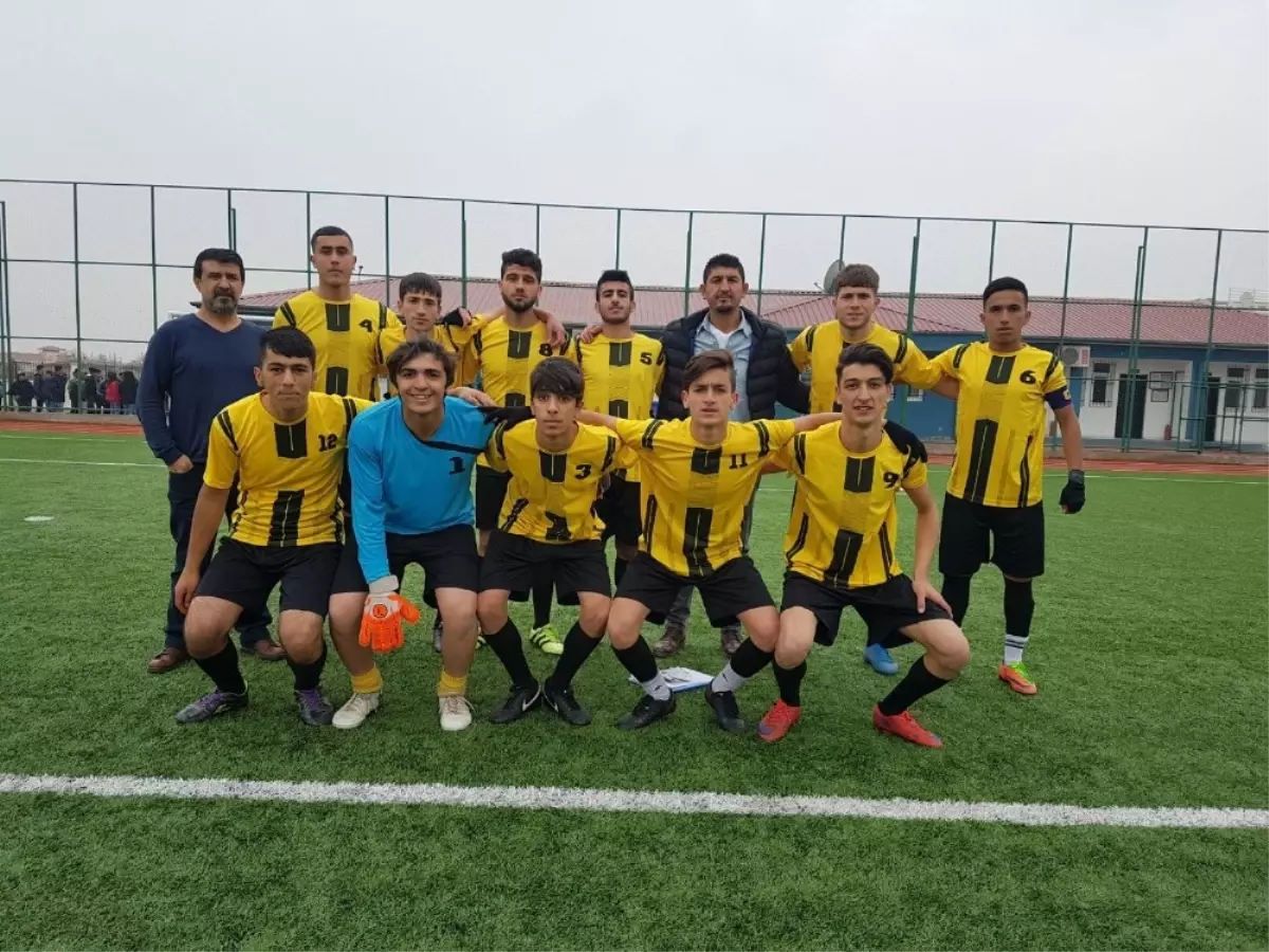 Diyarbakır\'da Okullararası Futbol Müsabakaları