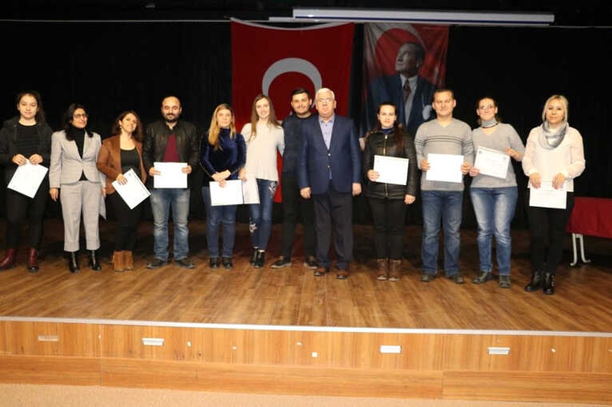 Girişimcilik Kurslarını Tamamlayan Kursiyerler Sertifikalarını Aldı