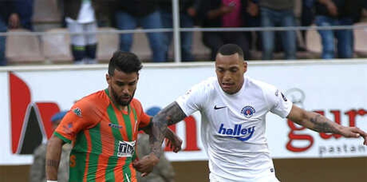 Kasımpaşa, Aytemiz Alanyaspor\'u Konuk Edecek