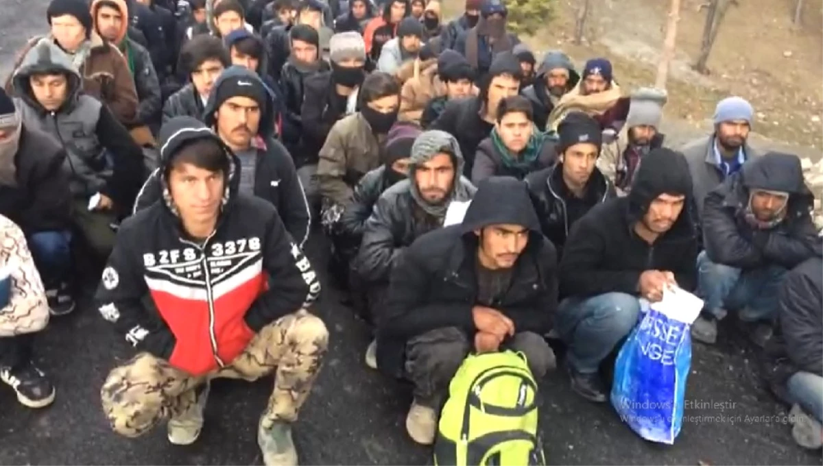 Sivas\'ta 137 Kaçak Göçmen Yakalandı