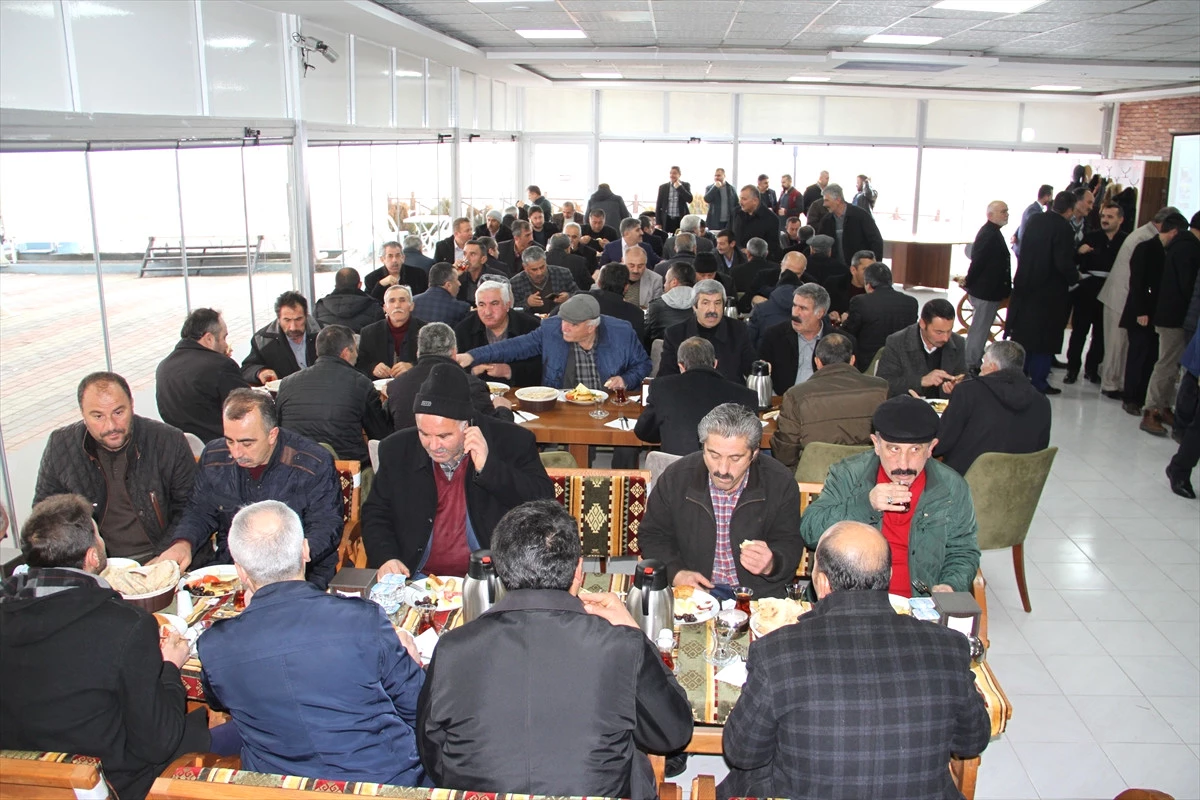 Suşehri\'nde Muhtarlar Toplantısı Yapıldı