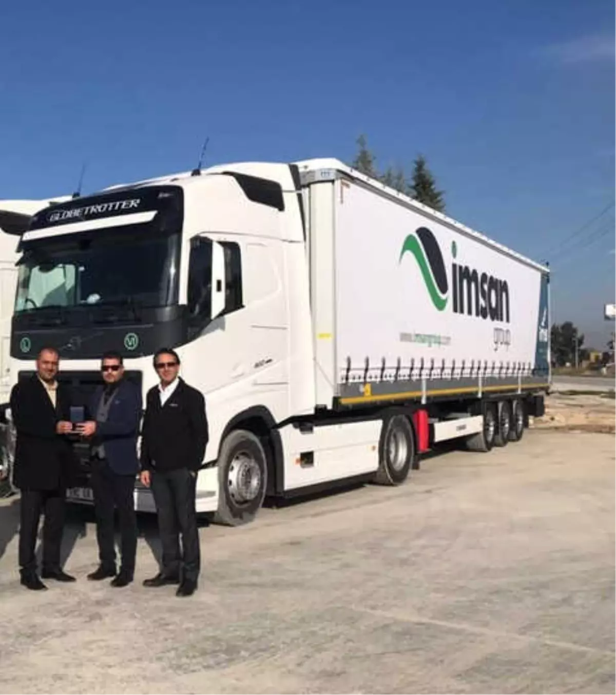 Temsa İş Makinaları, İmsan Group\'a 5 Volvo Trucks Teslimatı Gerçekleştirdi