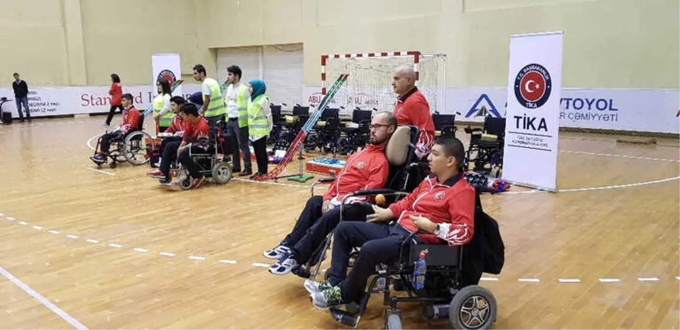 Tika Azerbaycan\'da Boccia Engelli Sporunun Gelişimine Destek Oluyor