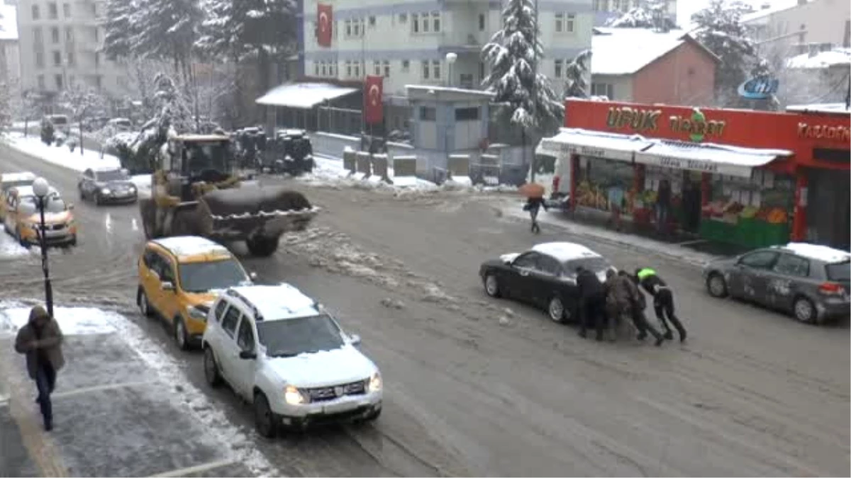 Tunceli\'de Kar Yağışı Etkili Oldu, 242 Köy Yolu Kapandı