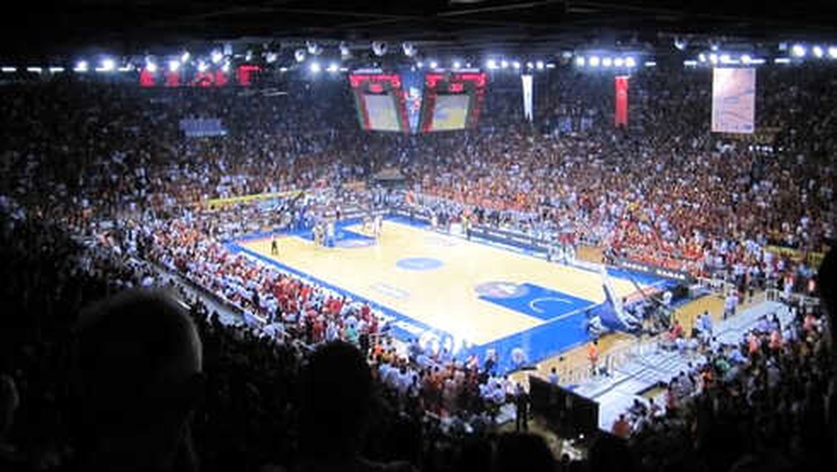 Abdi İpekçi Spor Salonu Tarih Oluyor