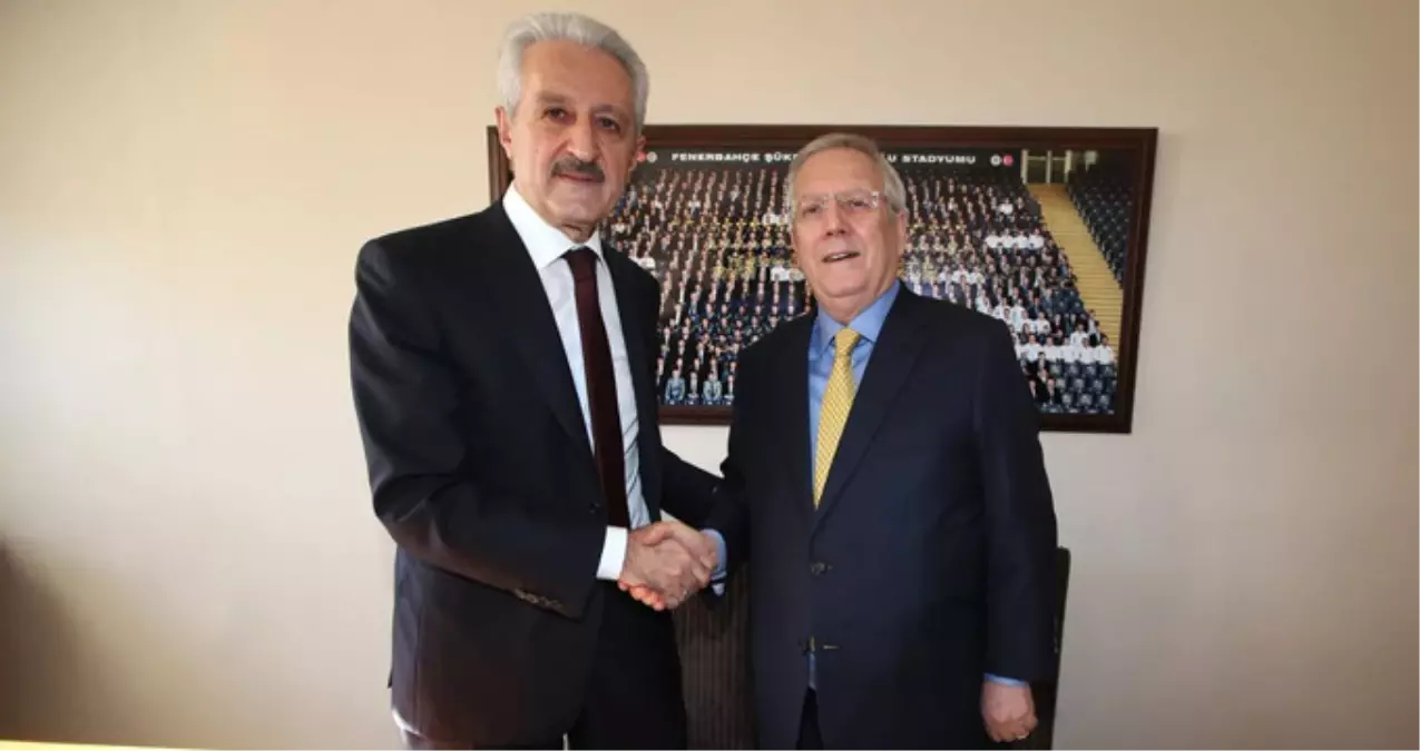 Aziz Yıldırım, Mehmet Ali Aydınlar\'la Sponsorluk Anlaşması Yaptı