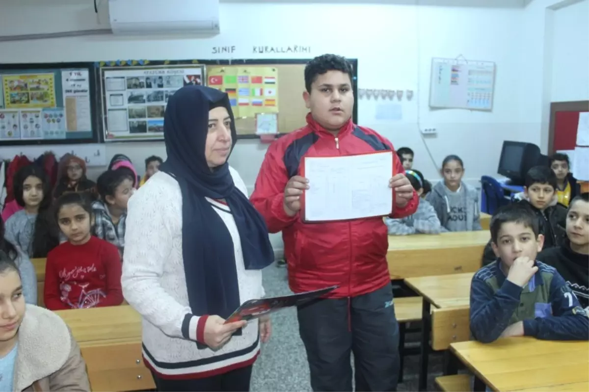 Bakışlarıyla Fenomen Olan Muhammed Karne Heyecanı Yaşadı