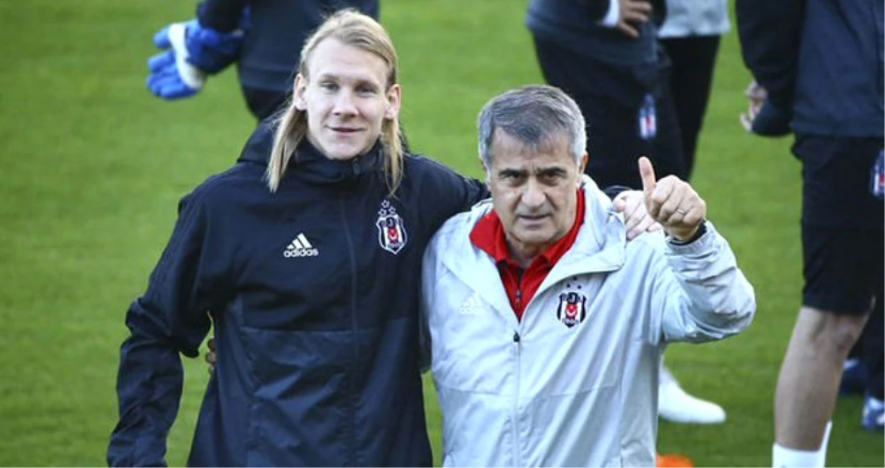 Beşiktaş, Yeni Transferi Vida\'nın Lisansını Çıkardı
