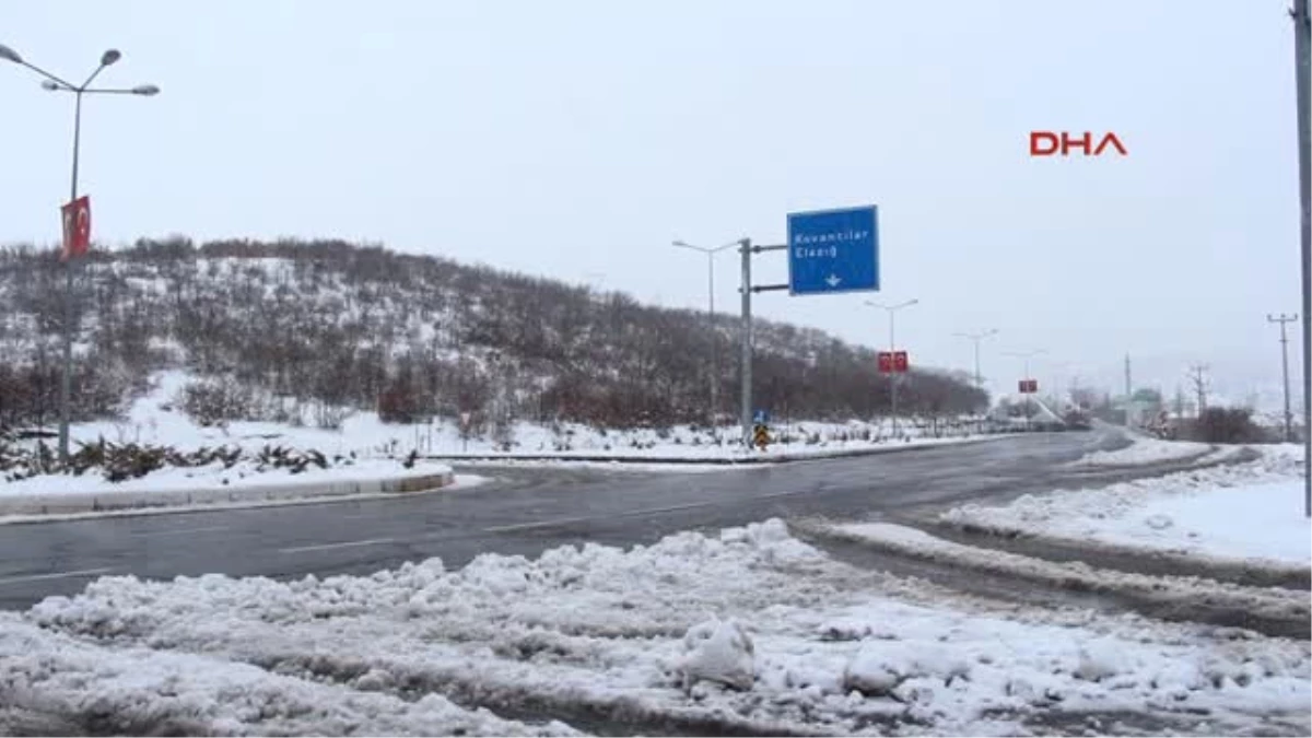 Bingöl\'de 278, Elazığ\'da 17 Köy Yolu Ulaşıma Kapandı