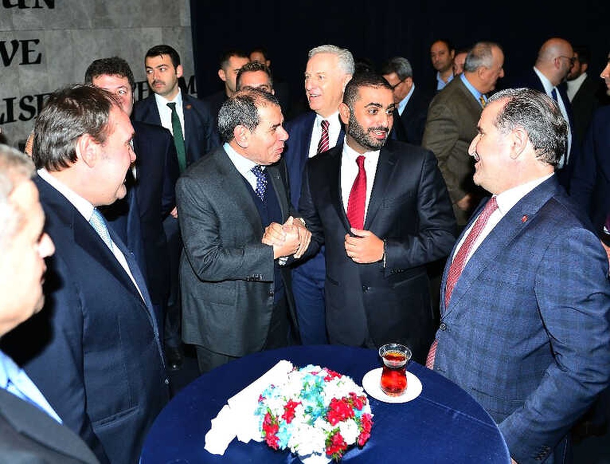 Dursun Özbek: "Türkiye, 2024 Ev Sahipliğini Hak Ediyor"