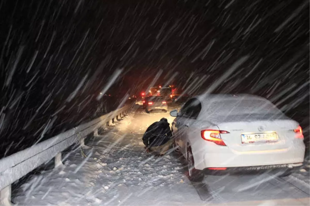 Erzincan-Sivas Karayolu Ulaşıma Kapandı