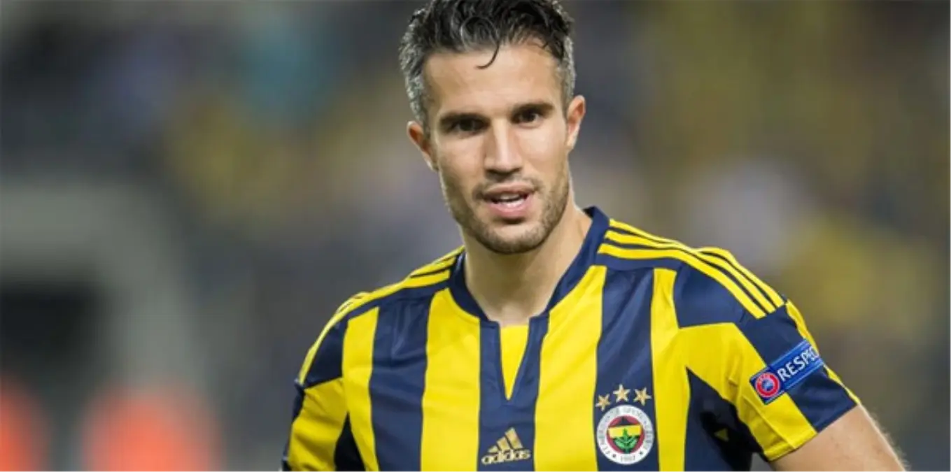 Fenerbahçe, Van Persie\'nin Sözleşmesini Feshetti!