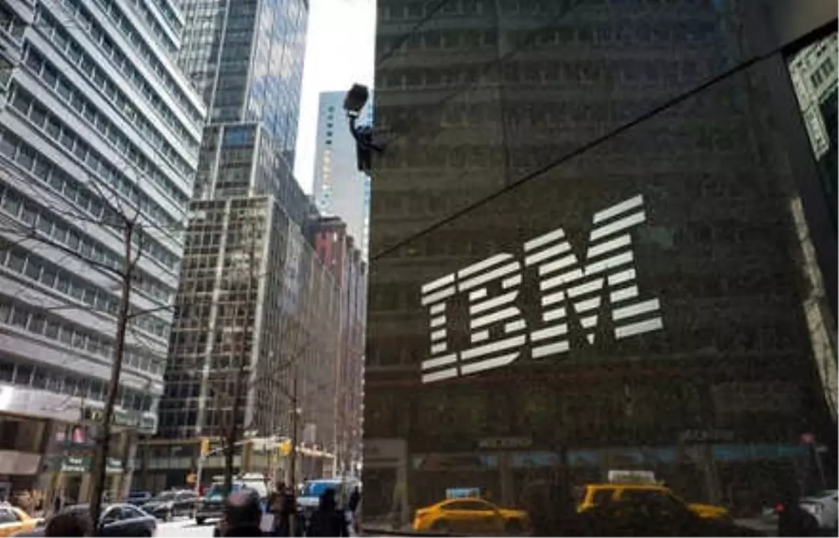 Ibm, 22 Çeyrek Sonra Gelir Artırdı