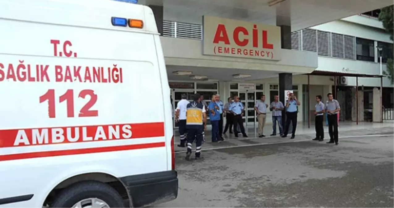 Önce Bıçakladılar Sonra Ambulansı Takip Edip Hastane Girişinde Vurdular