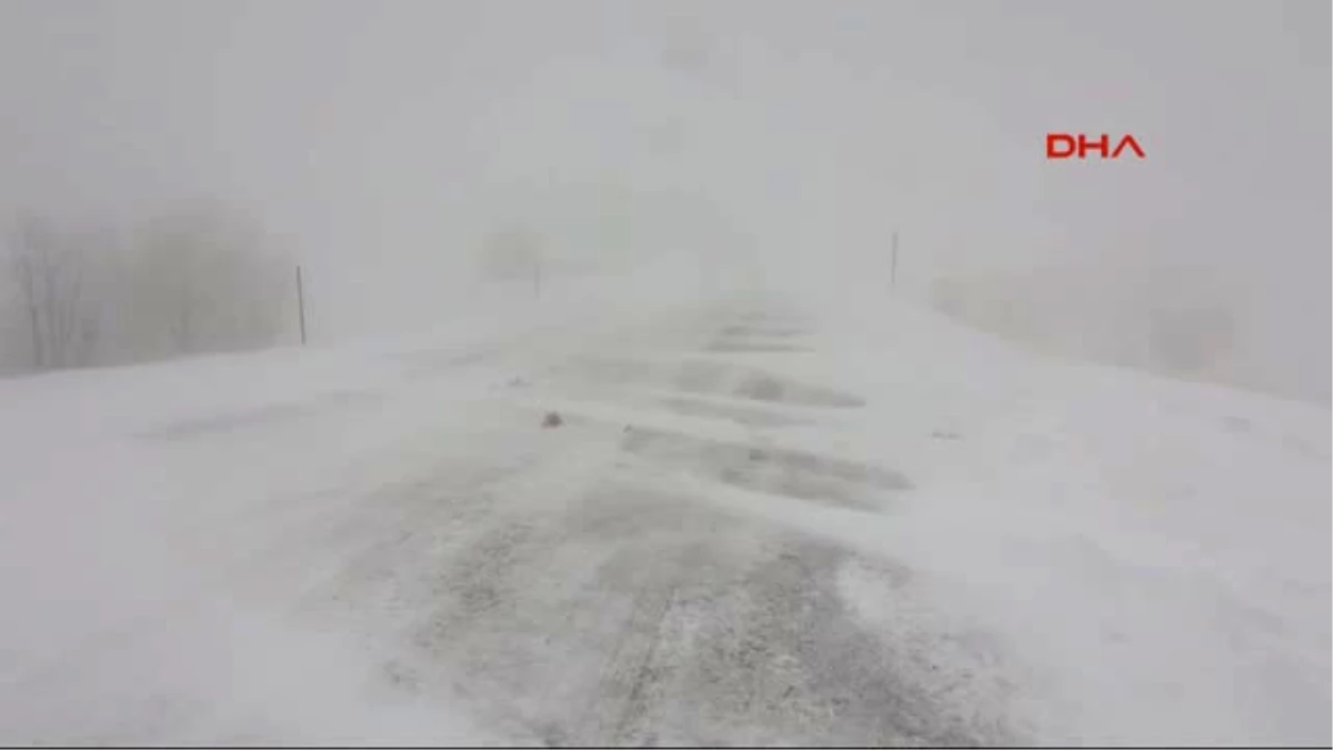 Tunceli-Erzincan Karayolu Kar ve Tipi Nedeniyle Ulaşıma Kapandı