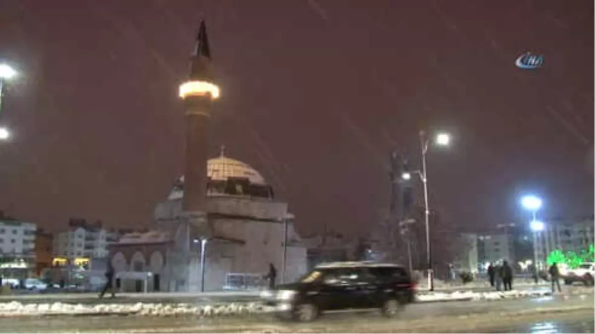 Yoğun Kar Yağışı Kartpostallık Görüntüler Oluşturdu