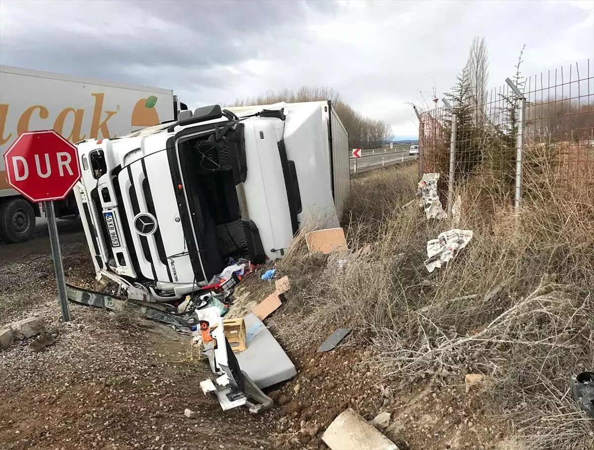 Yozgat\'ta Trafik Kazaları: 4 Yaralı