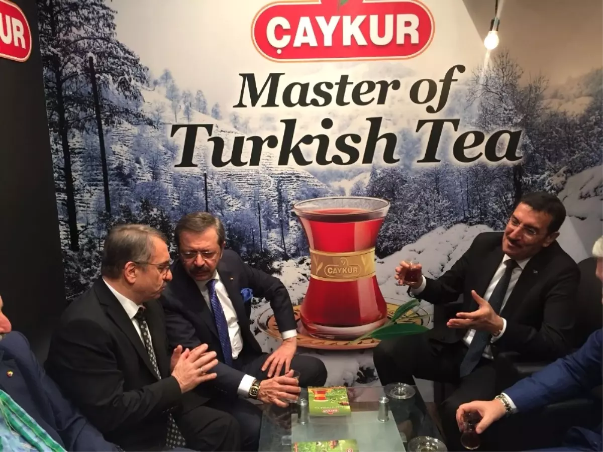 Çaykur, Katar\'da Görücüye Çıktı