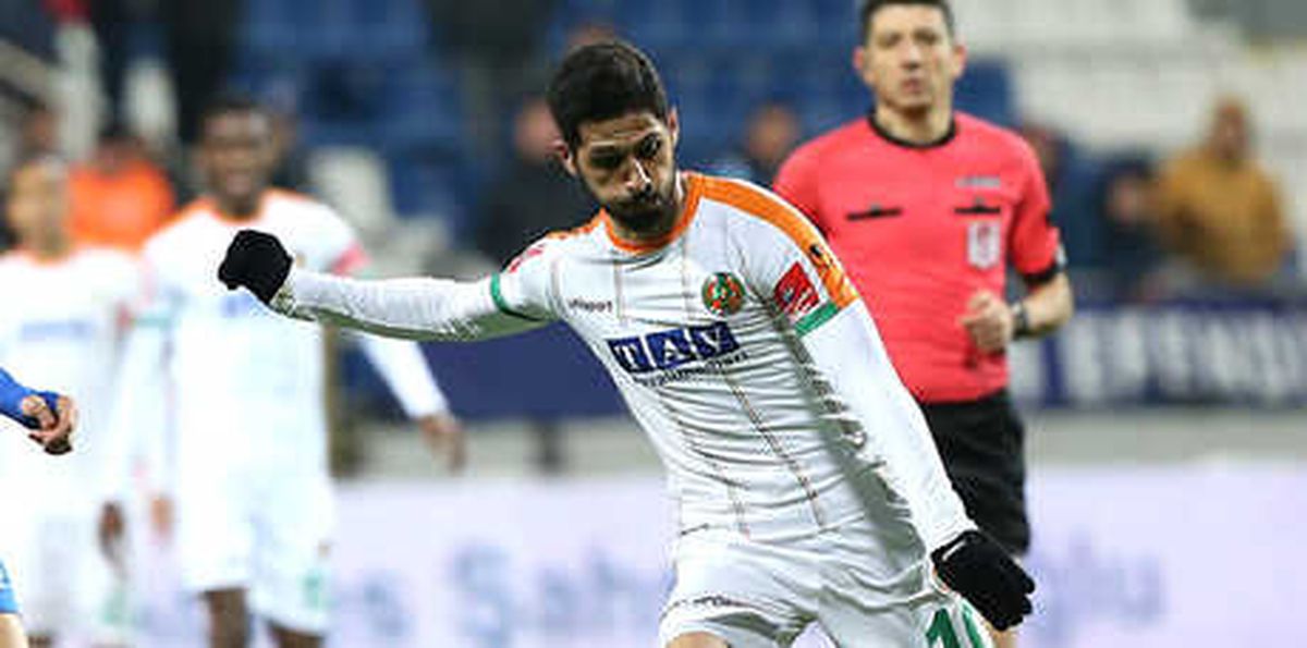 Emre Akbaba\'dan Transfer Açıklaması