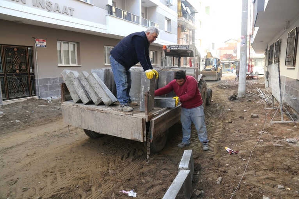 Turgutlu\'da 110 Sokak Yenileniyor