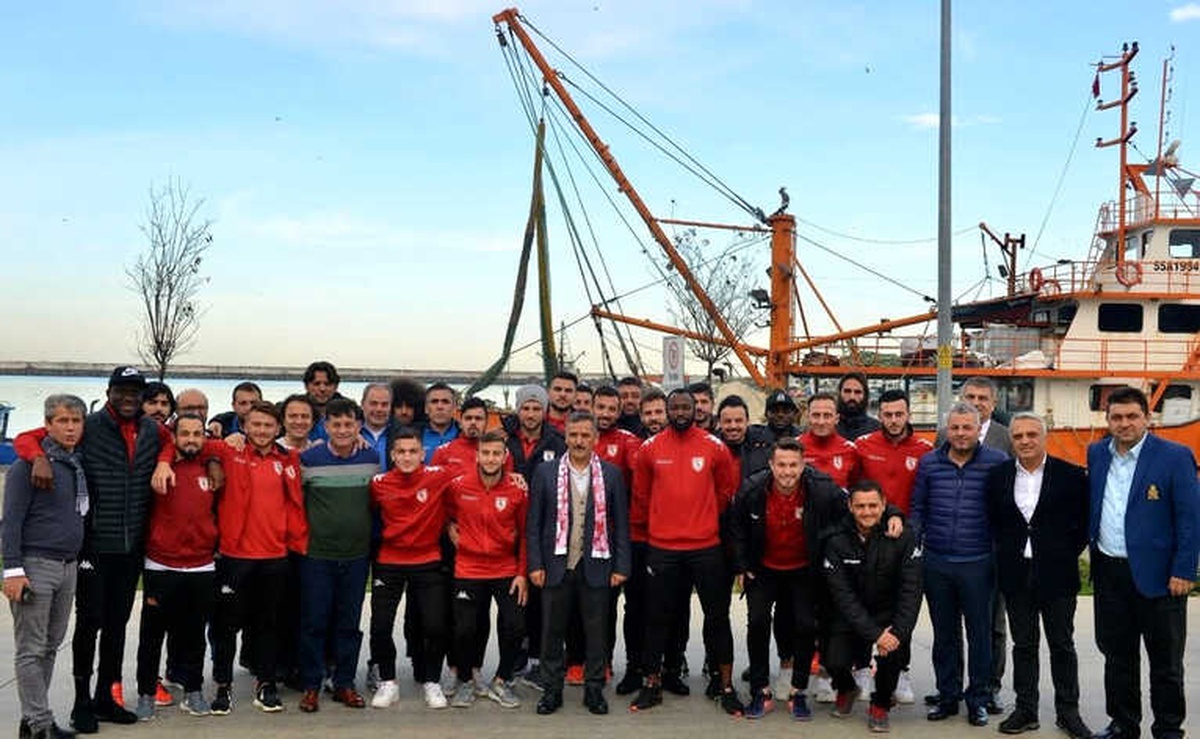 Vali Kaymak\'tan Samsunspor\'a Moral Yemeği