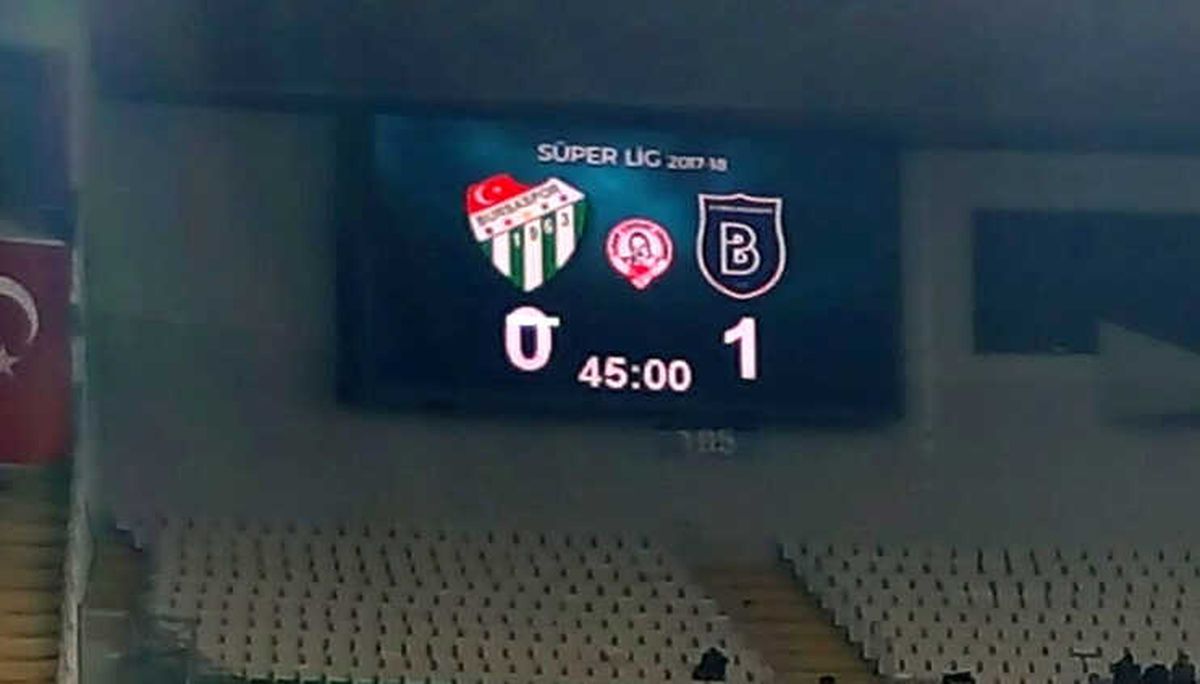 Başakşehir İlk Yarıyı Önde Kapattı