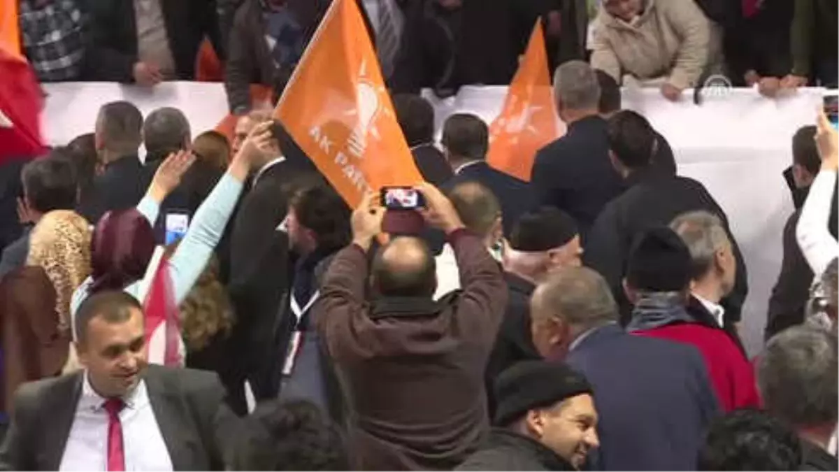 Başbakan Yıldırım: "Hava Harekatıyla Başladığımız Zeytindalı Operasyonu Bugün Karadan Mehmetçiğin...