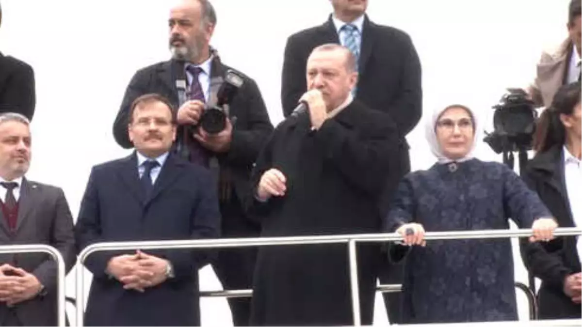 Cumhurbaşkanı Erdoğan: "Bu Feto Denilen Alçak Bu Ümmeti Ne Yaptı?