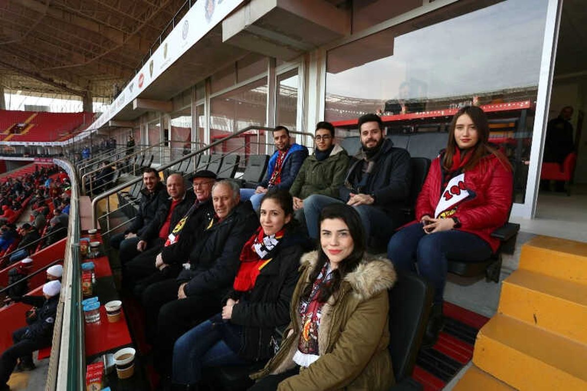 Kazım Kurt, Es-Es Maçını Taraftarla İzledi