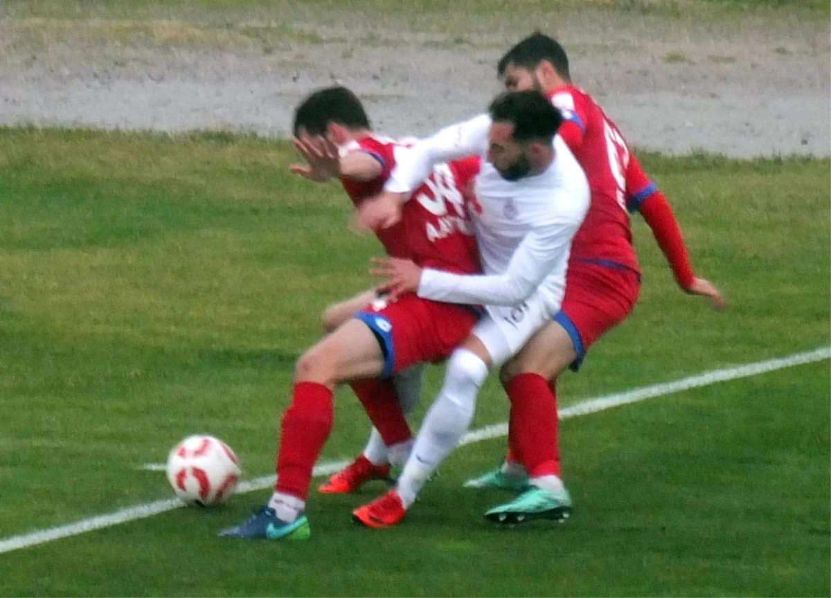 Tff 2. Lig Beyaz Grup: Bandırmaspor: 1 - Silivrispor: 1