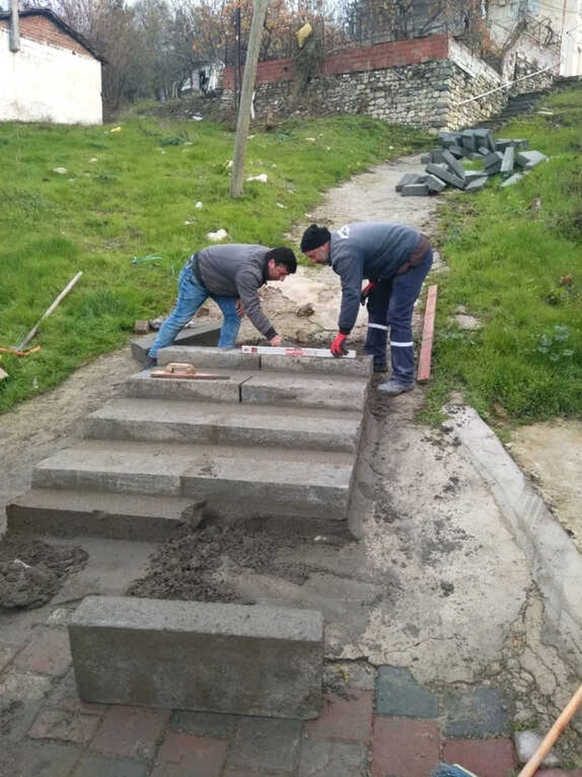 Uncubozköy\'de Vatandaşların Ulaşım Çilesine Çözüm