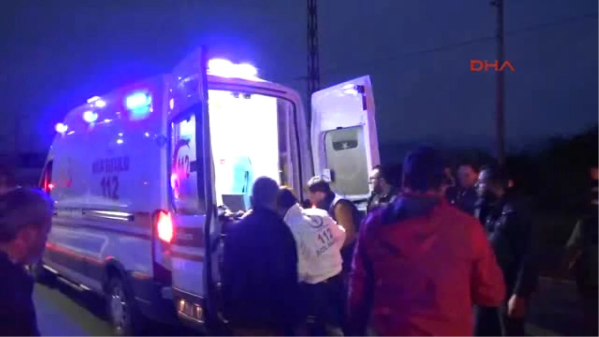 Antalya-Otomobille Motosiklet Çarpıştı 2 Yaralı
