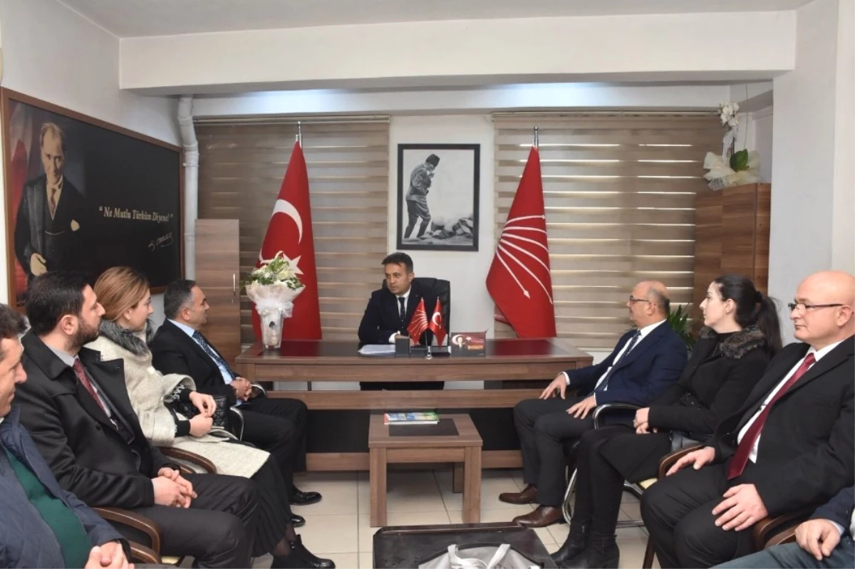 Başkan Ay CHP Teşkilatını Ziyaret Etti