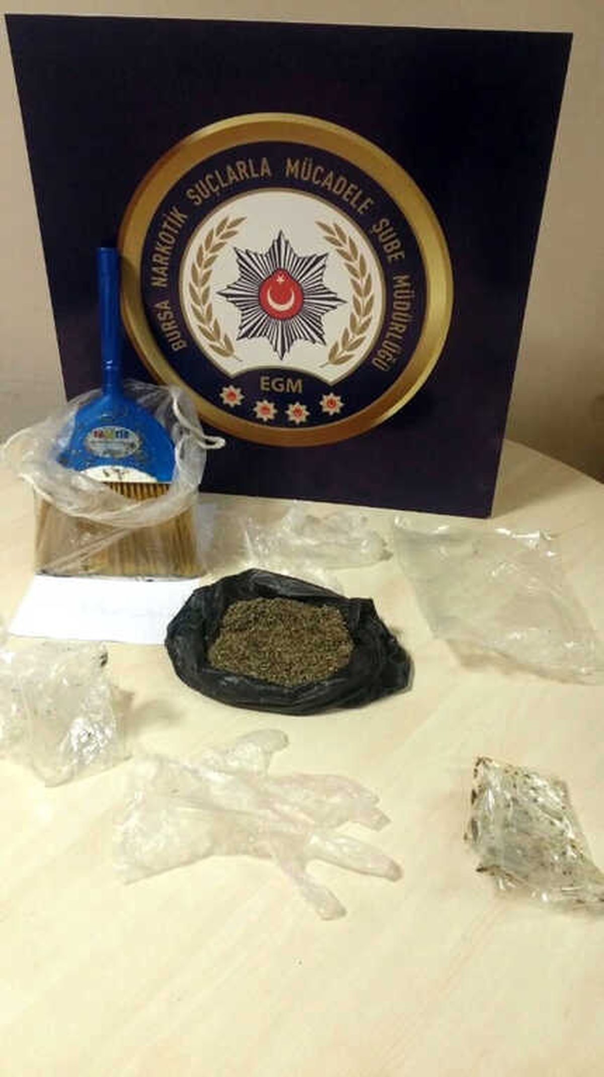Bursa\'daki Uyuşturucu Operasyonunda 12 Kişi Gözaltına Alındı