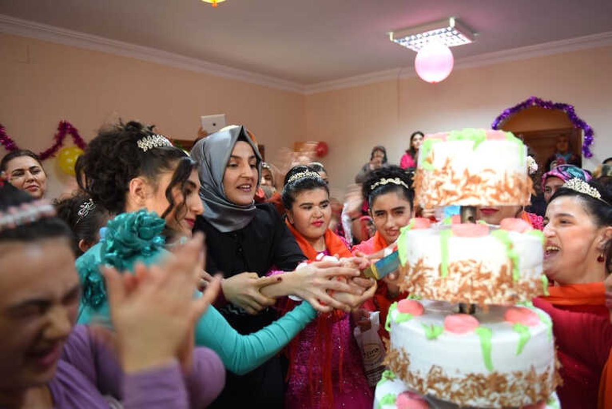 Engelli Kadınların Gelin Olma Hayalleri Gerçek Oldu