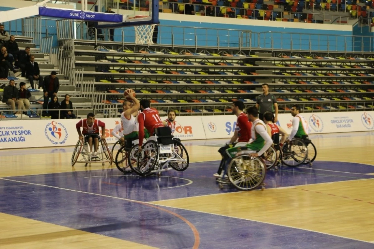 Engelliler Basketbol Takımı, Ligin İlk Yarısını Namaglup Tamamladı