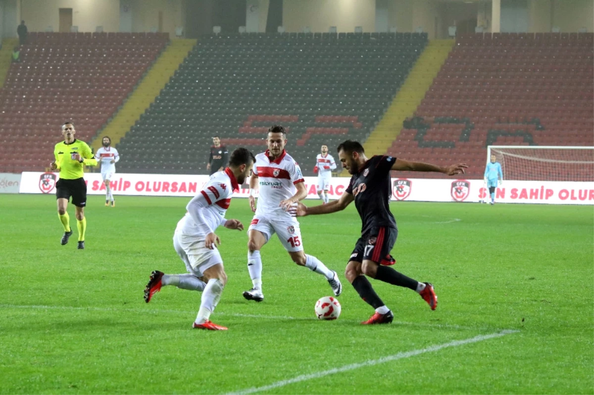 Gazişehir Gaziantep, Samsunspor\'u Rahat Geçti