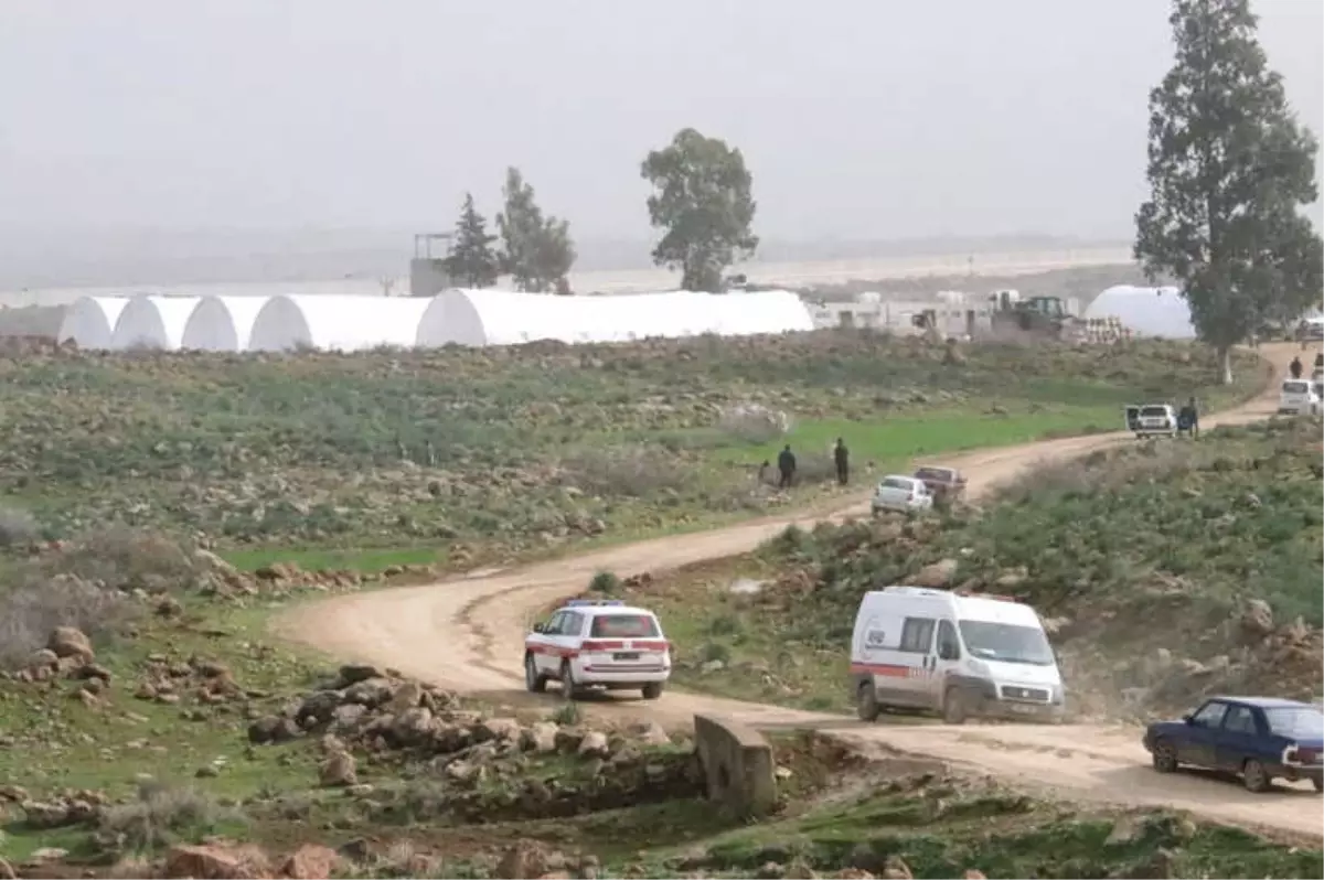 Hatay\'da Sınır Karakolu Yakınlarına Roket Düştü