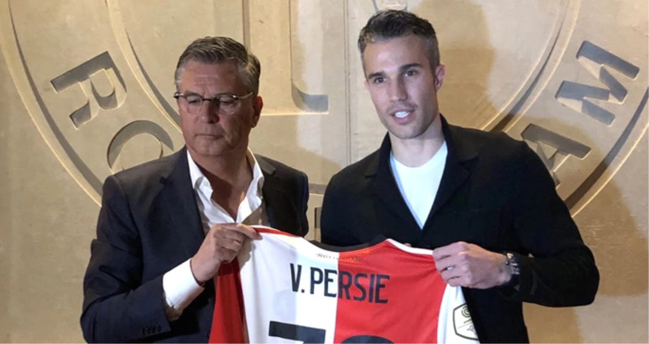 Robin van Persie, Resmen Feyenoord\'da