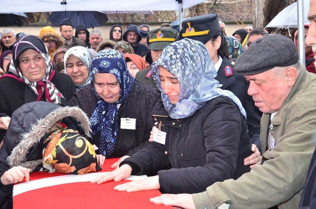 Şehidin Cenazesi Evine Getirilerek Helallik Alındı