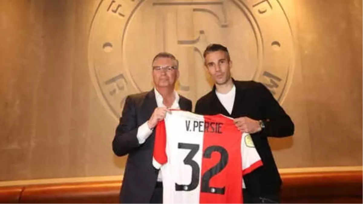 Van Persie Resmen Feyenoord\'da