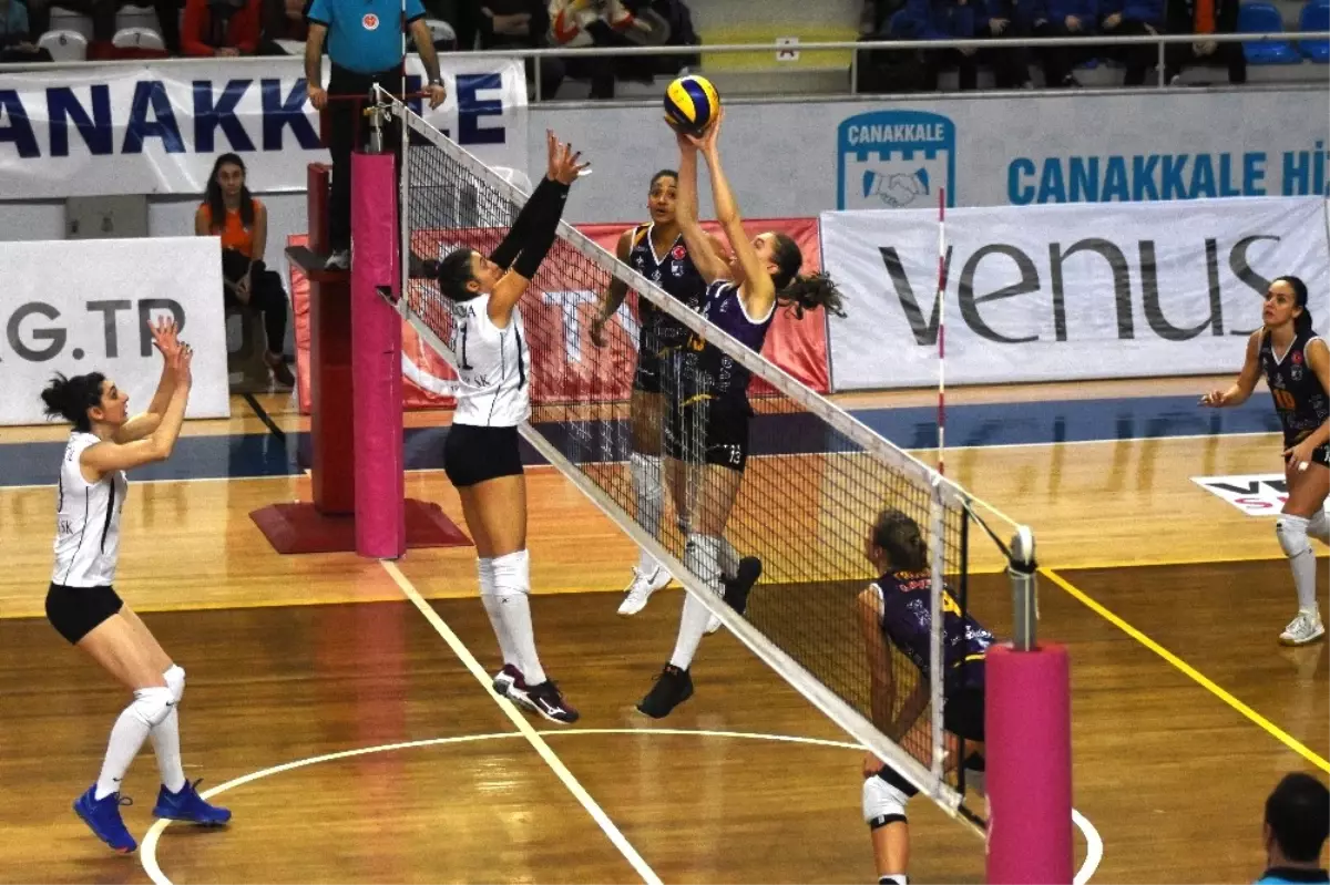 Vestel Venüs Sultanlar Ligi: Çanakkale Belediyespor: 3 - İlbank: 0